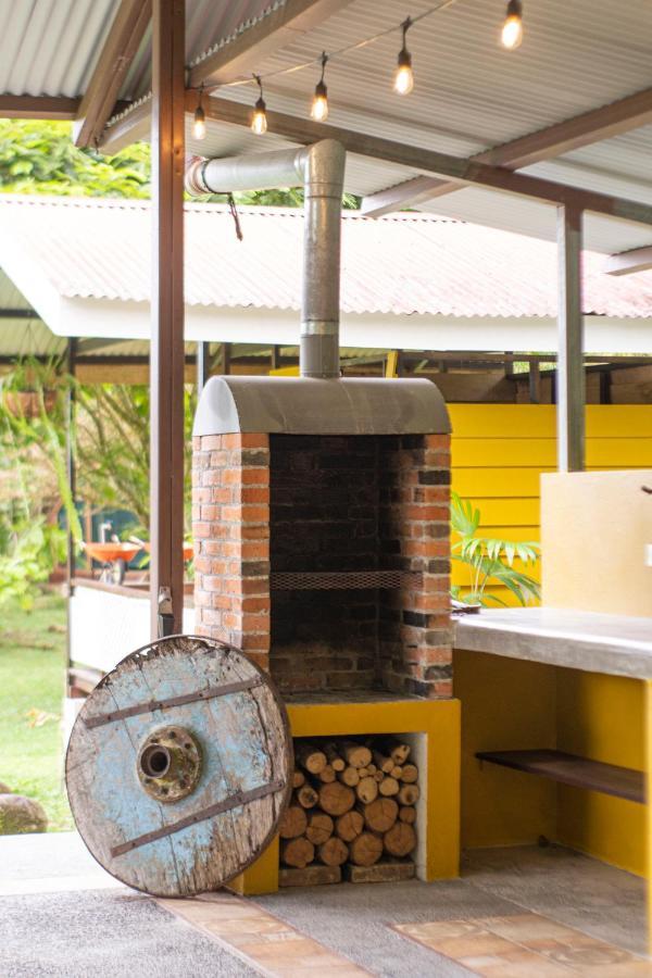 Popone Farm & Lodge Guápiles Exteriör bild